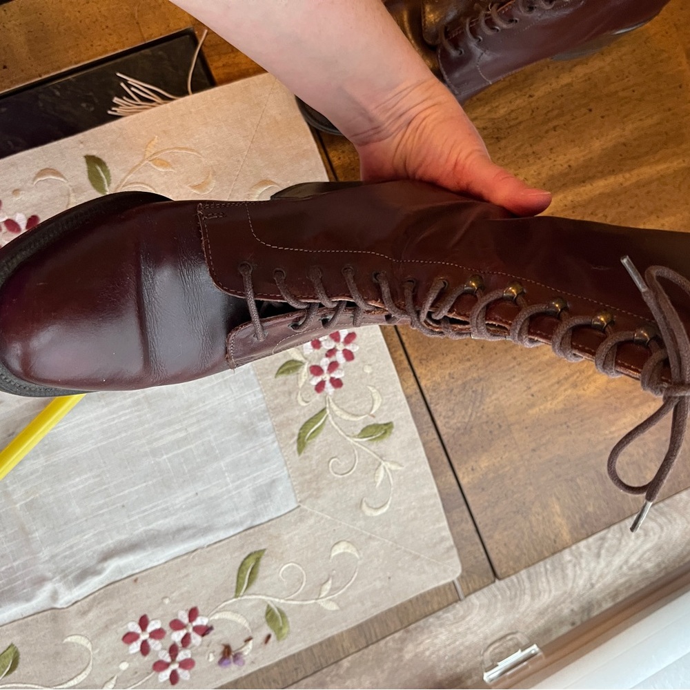 Joan & David Lace-Up Boots - Picture 7 of 12